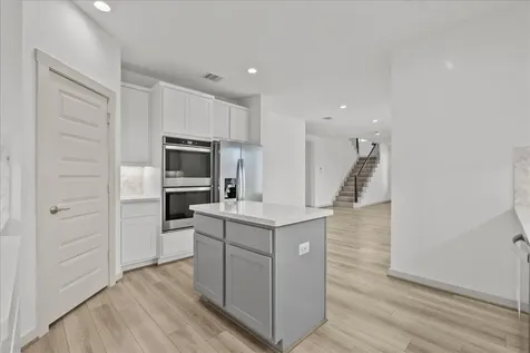 1512 Harvest Vine Court Friendswood TX 77546