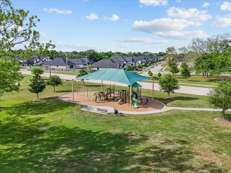 1512 Harvest Vine Court Friendswood TX 77546