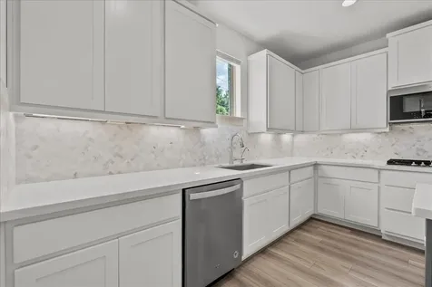 1512 Harvest Vine Court Friendswood TX 77546
