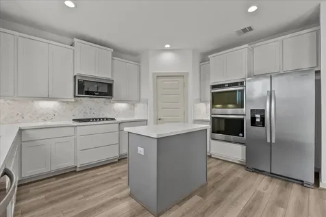 1512 Harvest Vine Court Friendswood TX 77546
