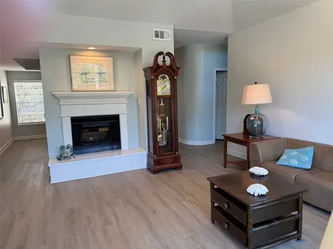 517 Mariners Drive League City TX 77565
