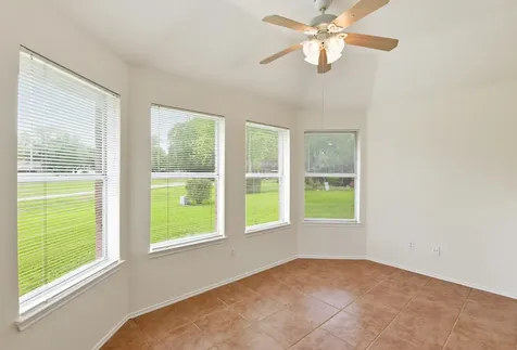 2739 S Peach Hollow Circle Pearland TX 77584
