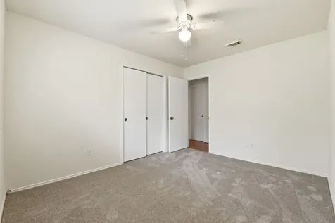 2739 S Peach Hollow Circle Pearland TX 77584