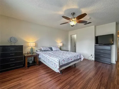 3217 Pine Street Galveston TX 77551