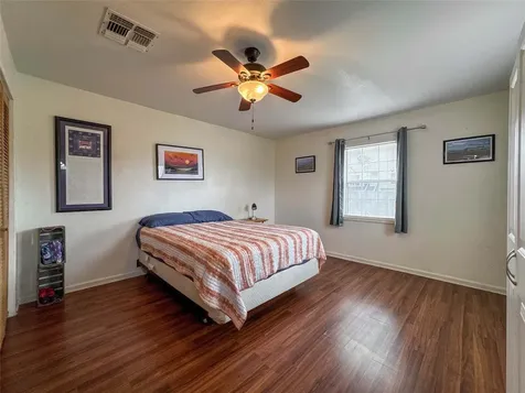 3217 Pine Street Galveston TX 77551