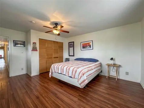 3217 Pine Street Galveston TX 77551