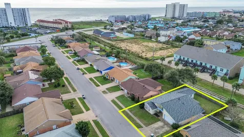 3217 Pine Street Galveston TX 77551