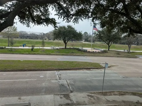 5550 N Braeswood Boulevard 135 Houston TX 77096