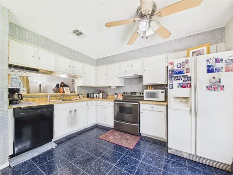 11622 Crystalwood Drive Houston TX 77013