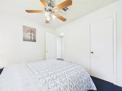 11622 Crystalwood Drive Houston TX 77013