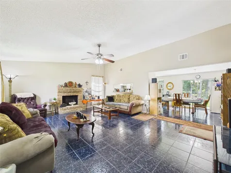 11622 Crystalwood Drive Houston TX 77013