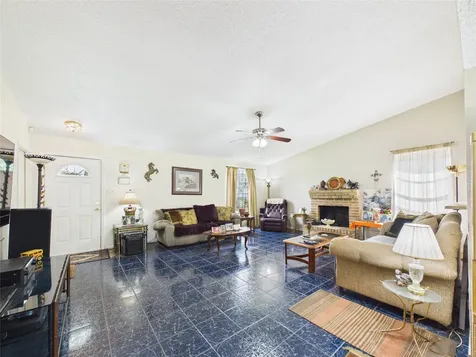 11622 Crystalwood Drive Houston TX 77013