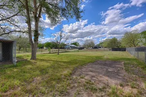 705 S La Grange Street Flatonia TX 78941