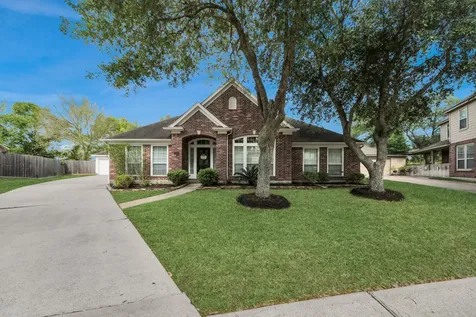 2802 Creek Bend Drive Friendswood TX 77546
