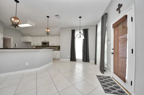 2802 Creek Bend Drive Friendswood TX 77546