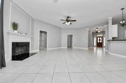 2802 Creek Bend Drive Friendswood TX 77546