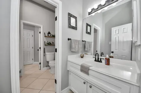 2802 Creek Bend Drive Friendswood TX 77546