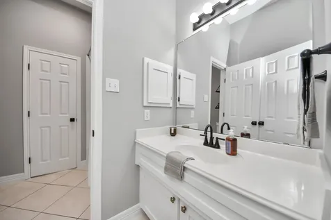 2802 Creek Bend Drive Friendswood TX 77546