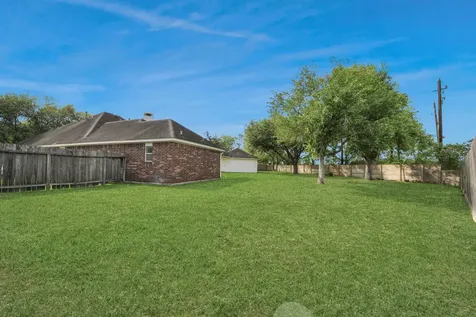 2802 Creek Bend Drive Friendswood TX 77546