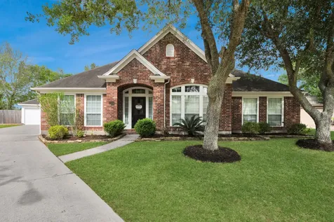 2802 Creek Bend Drive Friendswood TX 77546