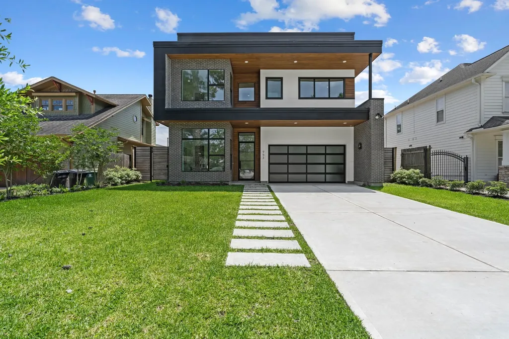 963 W 41st Street Houston TX 77018