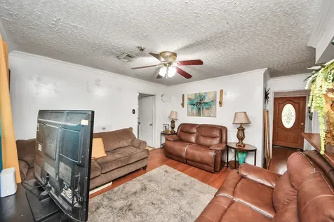 6226 Standing Oaks Street Houston TX 77050