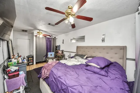 6226 Standing Oaks Street Houston TX 77050