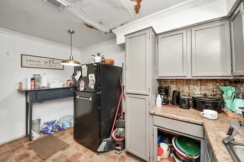 6226 Standing Oaks Street Houston TX 77050