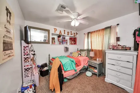 6226 Standing Oaks Street Houston TX 77050