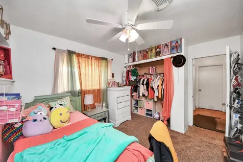6226 Standing Oaks Street Houston TX 77050