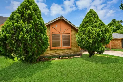 6226 Standing Oaks Street Houston TX 77050