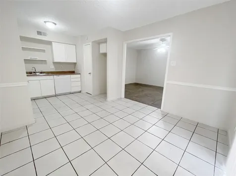 12023 Greenwood Forest Drive B Houston TX 77066