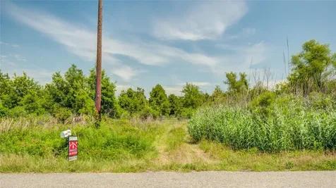 7443 County Road 302 Plantersville TX 77363