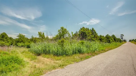 7443 County Road 302 Plantersville TX 77363
