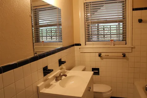 2007 Rosewood Street Houston TX 77004