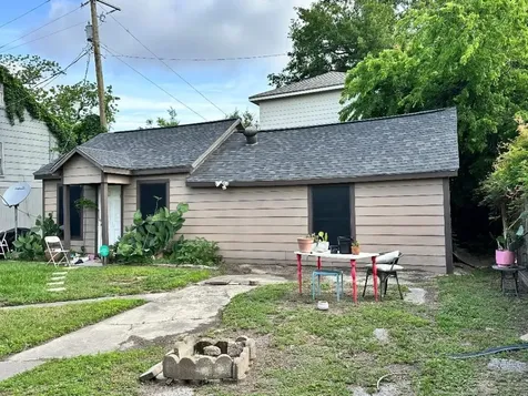 2007 Rosewood Street Houston TX 77004