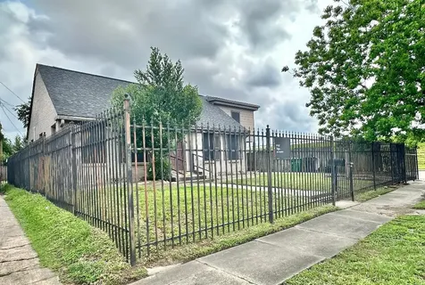 2007 Rosewood Street Houston TX 77004