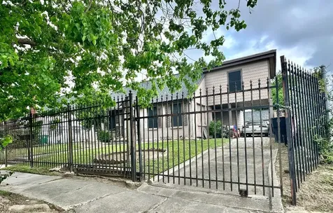 2007 Rosewood Street Houston TX 77004