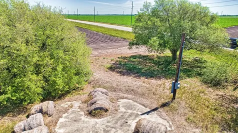 000 Fm 1462 Road Damon TX 77430