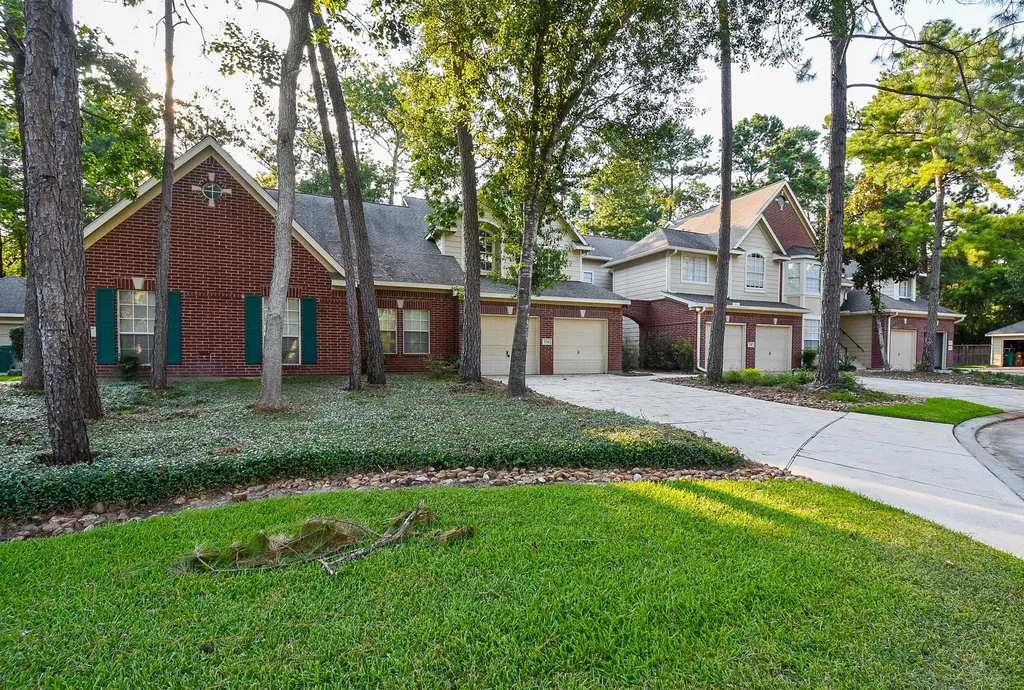 134 Magnolia Pond Place The Woodlands TX 77381
