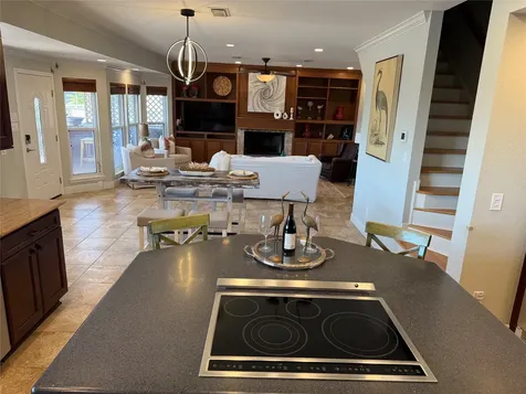 1339 Outrigger Tiki Island TX 77554