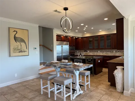 1339 Outrigger Tiki Island TX 77554