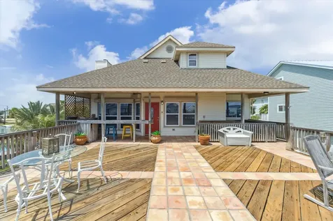 1339 Outrigger Tiki Island TX 77554