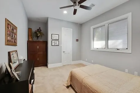 1443 Sugar Creek Boulevard Sugar Land TX 77478
