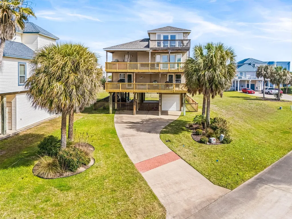 4119 Courageous Lane Galveston TX 77554
