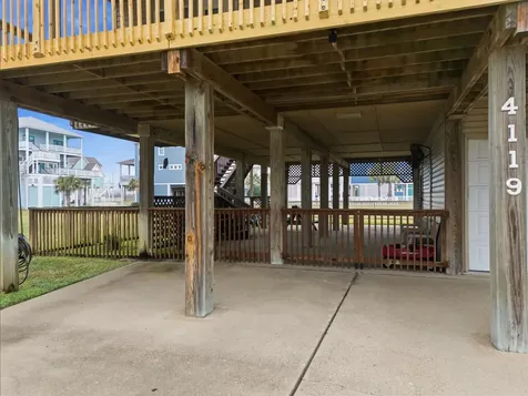4119 Courageous Lane Galveston TX 77554