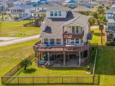 4119 Courageous Lane Galveston TX 77554