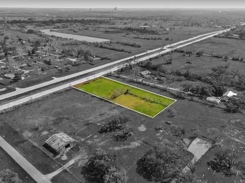 0 Highway 36 Jones Creek TX 77541