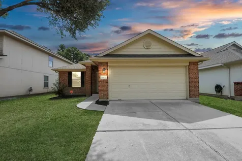 19822 Bettencourt Lane Houston TX 77073