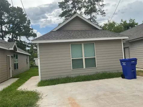 11604 Vistawood Street Willis TX 77318